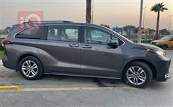 تۆیۆتا سیانا